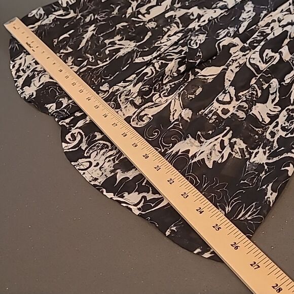 Allison Taylor sz L sheer pleated chiffon 100% polyester - Picture 10 of 13